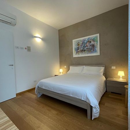 Sarah Apartment Verona Fiera ภายนอก รูปภาพ