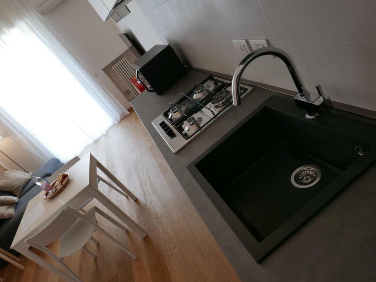 Sarah Apartment Verona Fiera ภายนอก รูปภาพ