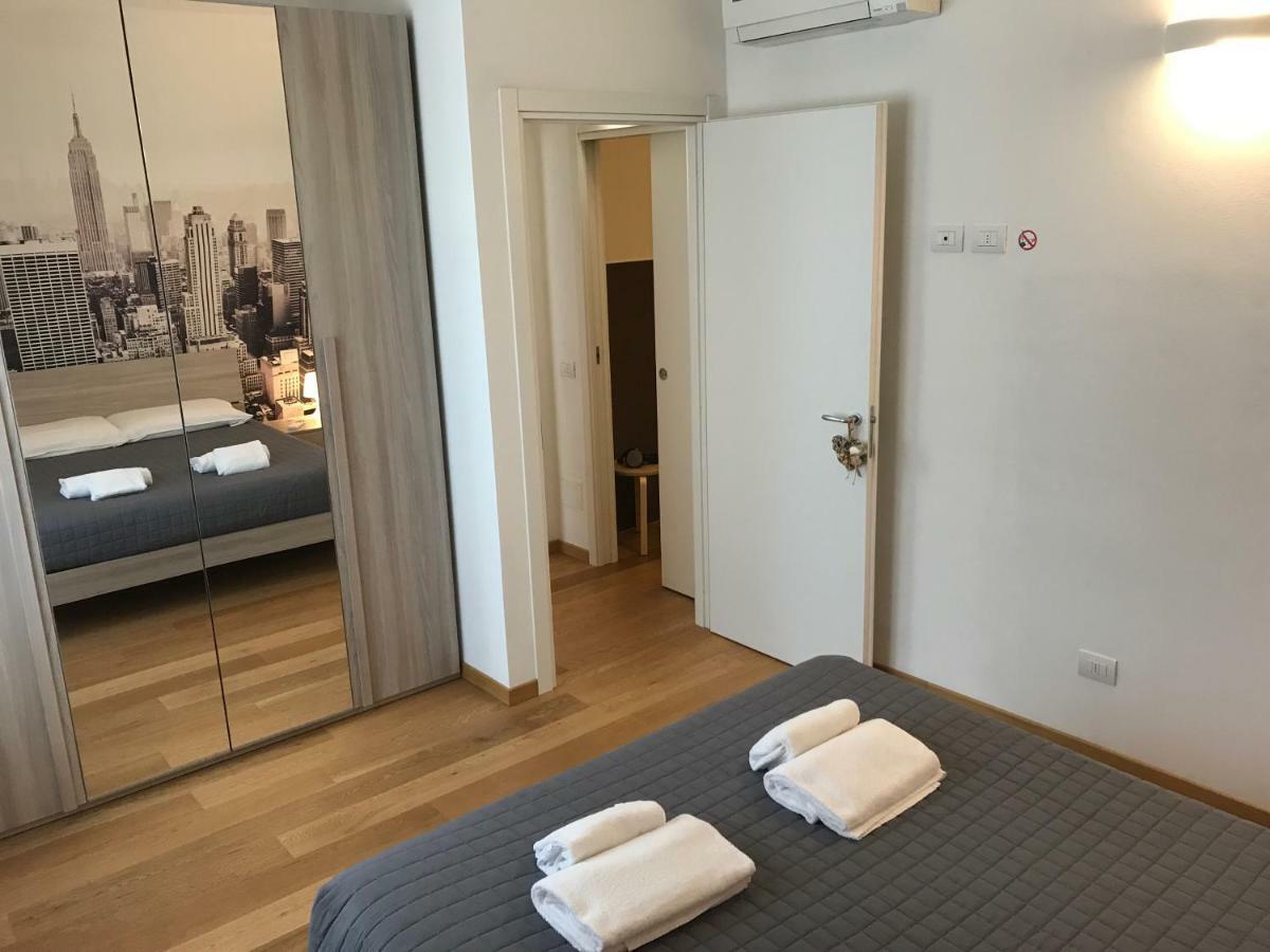 Sarah Apartment Verona Fiera ภายนอก รูปภาพ